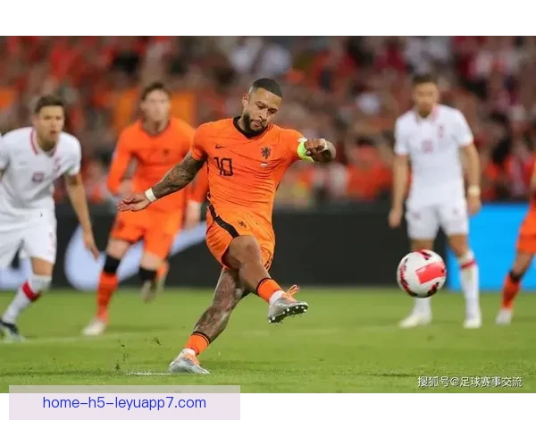 荷兰队与捷克队激战正酣，关键对决决定晋级命运