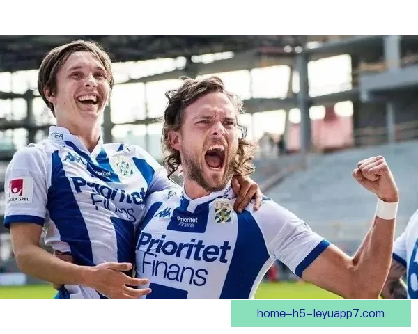 勒芒强势击败波城四比零展现绝对统治力